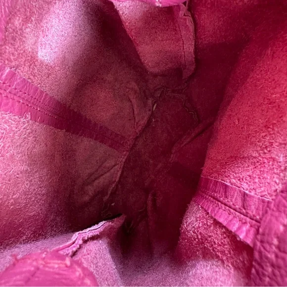 Leather Handmade Hot Pink Crossbody Drawstring Bucket Bag Purse - Picture 7 of 9